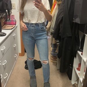 LAST HOURS OR WILL BE DONATED! 

Superdown jeans